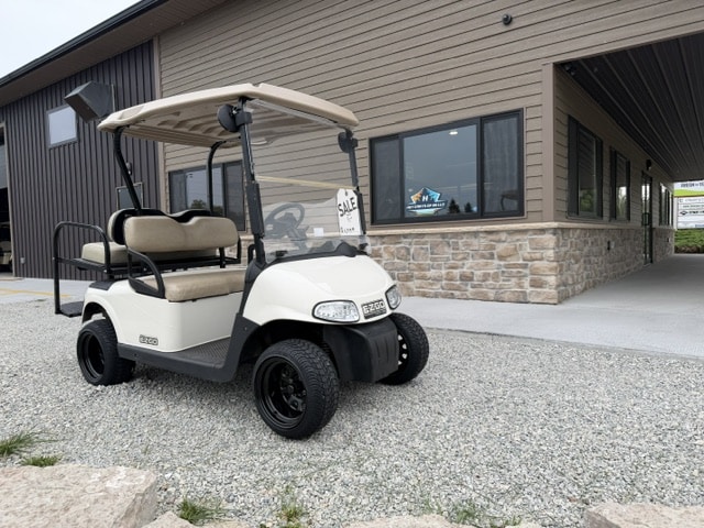 2010 E-Z-GO RXV