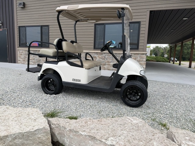 2010 E-Z-GO RXV