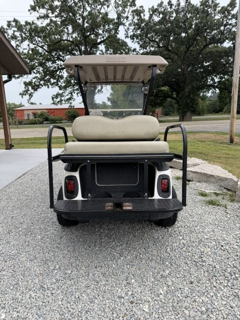2010 E-Z-GO RXV
