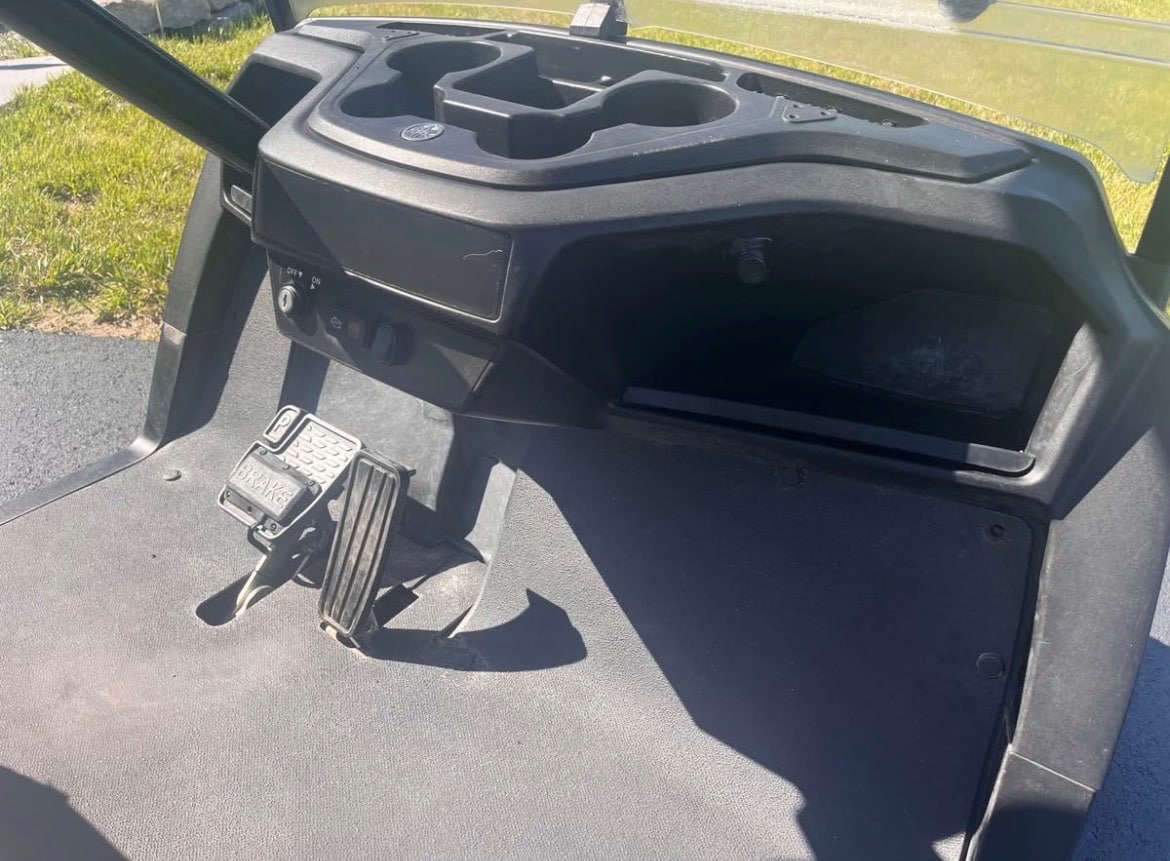 2022 Yamaha QuieTech w/Rear Seat