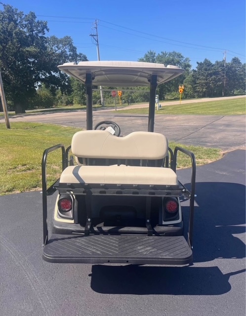 2022 Yamaha QuieTech w/Rear Seat
