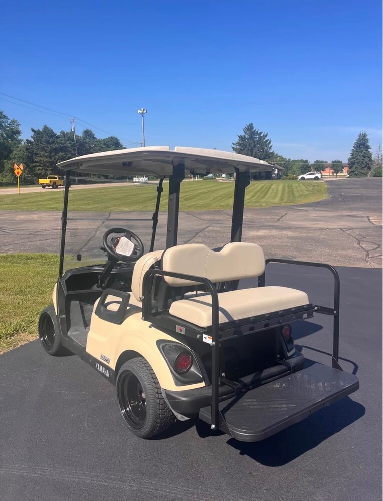 2022 Yamaha QuieTech w/Rear Seat