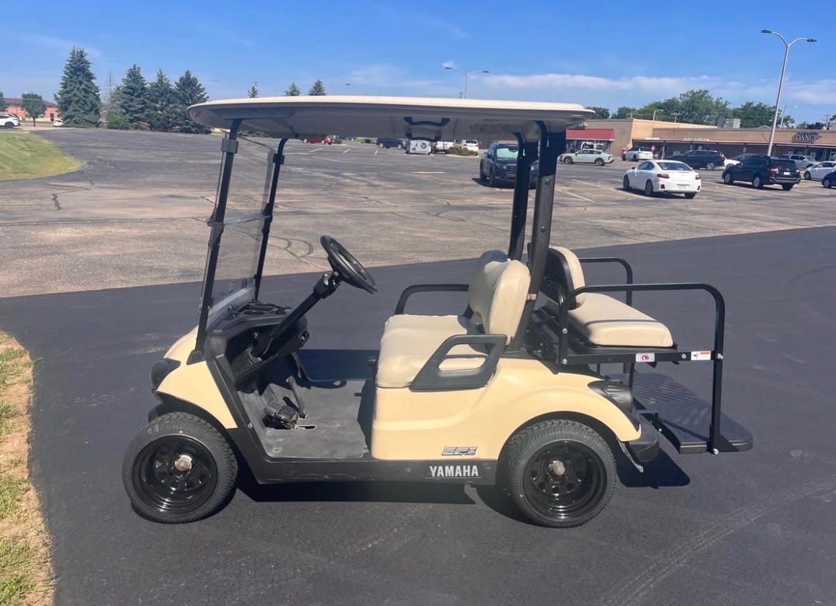 2022 Yamaha QuieTech w/Rear Seat