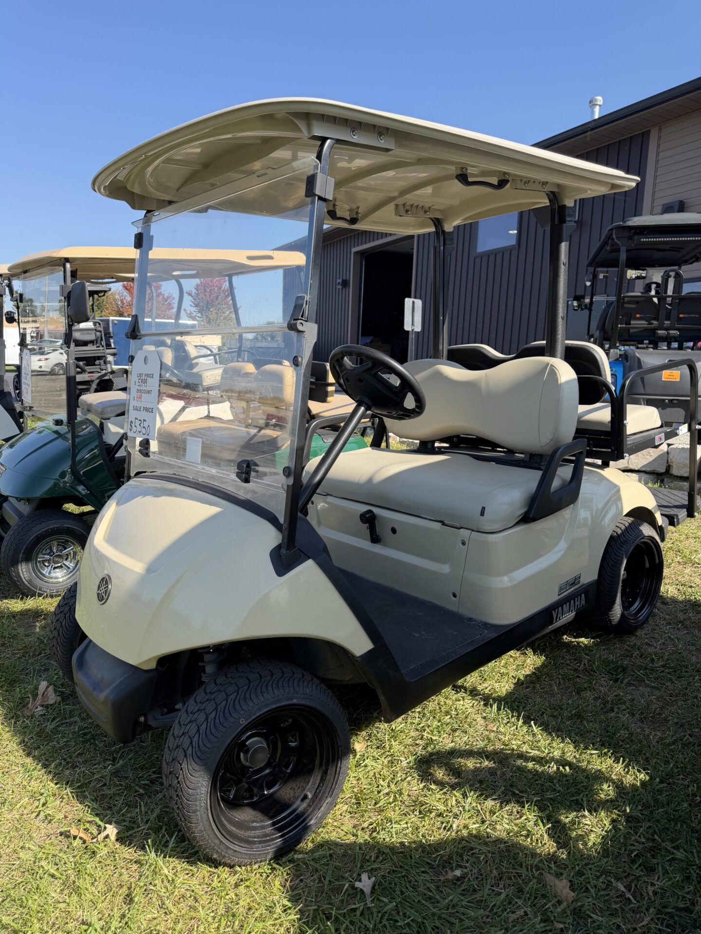 2022 Yamaha QuieTech w/Rear Seat & Upgraded Wheels